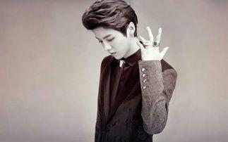 鹿晗博主爆料抖音视频下载,揭秘博主爆料背后的精彩瞬间