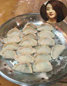 明星饺子包,跨界美食新潮流，演绎味蕾与时尚的完美邂逅