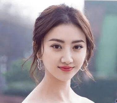 风景女明星,探寻风景女明星的美丽足迹