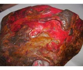 鸡血石头条图片,大自然的瑰宝与收藏价值