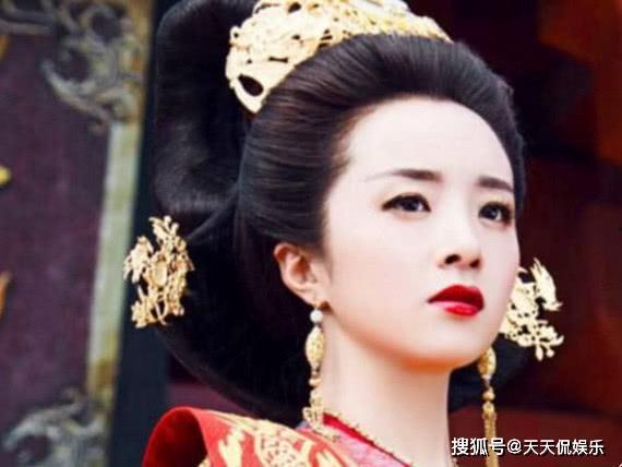 明星演过皇后的次数,盘点明星演绎皇后角色的次数与风采