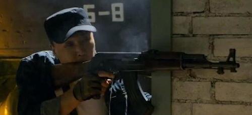 卢靖姗爆料吴京视频,揭秘动作巨星背后的真实瞬间