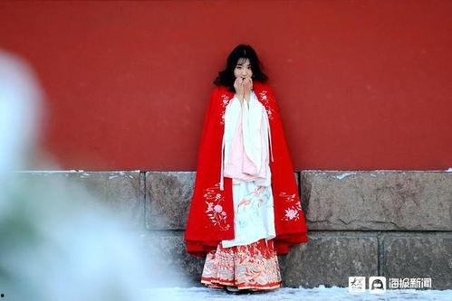 山东青岛网红墙走秀图片