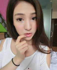 大理网红母女吃瓜事件视频,一场网络争议的发酵与反思