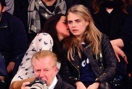 美国明星舌吻,明星舌吻引发热议