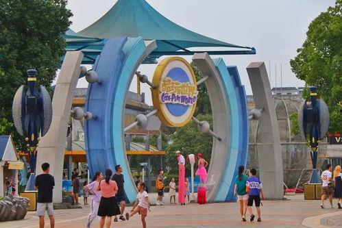 利川网红游乐园在哪,探寻热门打卡地，畅游欢乐时光