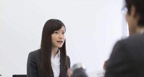 23点59分订外卖打一明星